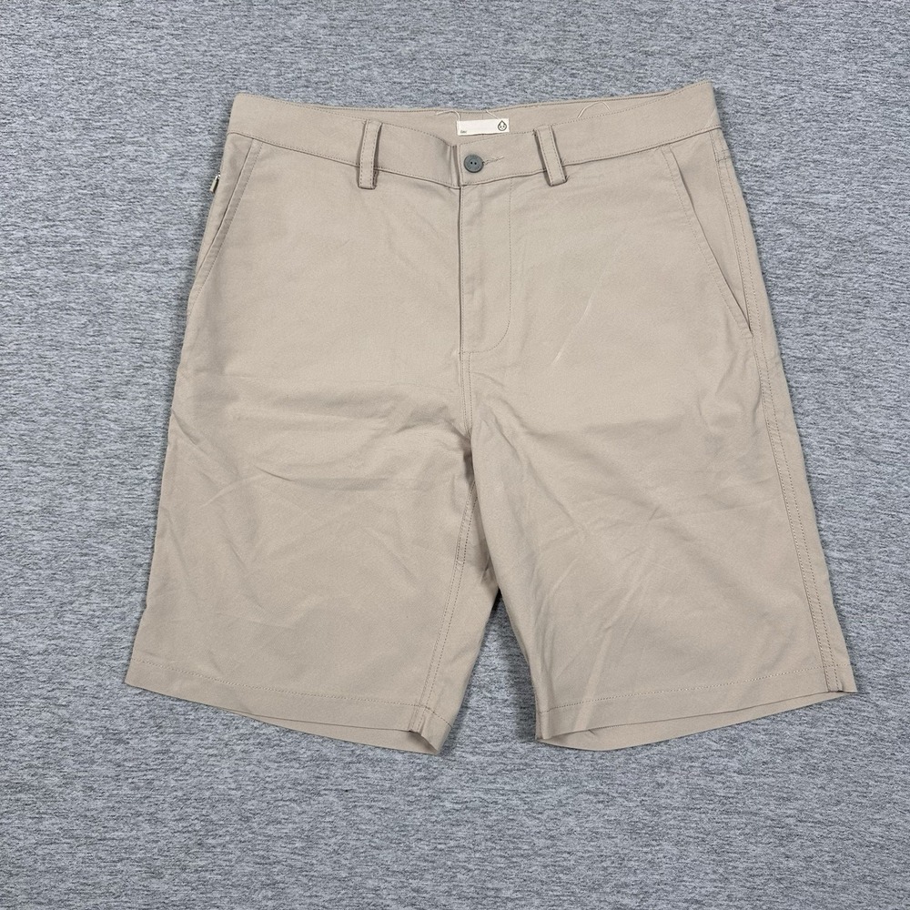 Tasc Shorts Men's Size 32 Beige Tailored Fit Bamboo Performance Golf Outdoor